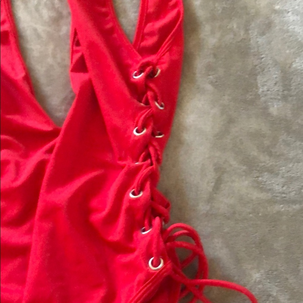 Prettylittlething one piece swimsuit - Picture 3 of 5